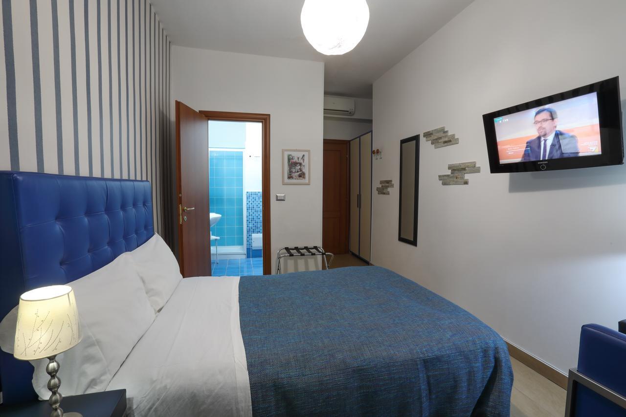 ريجّو دي كالابريا B&B Night&Day المظهر الخارجي الصورة