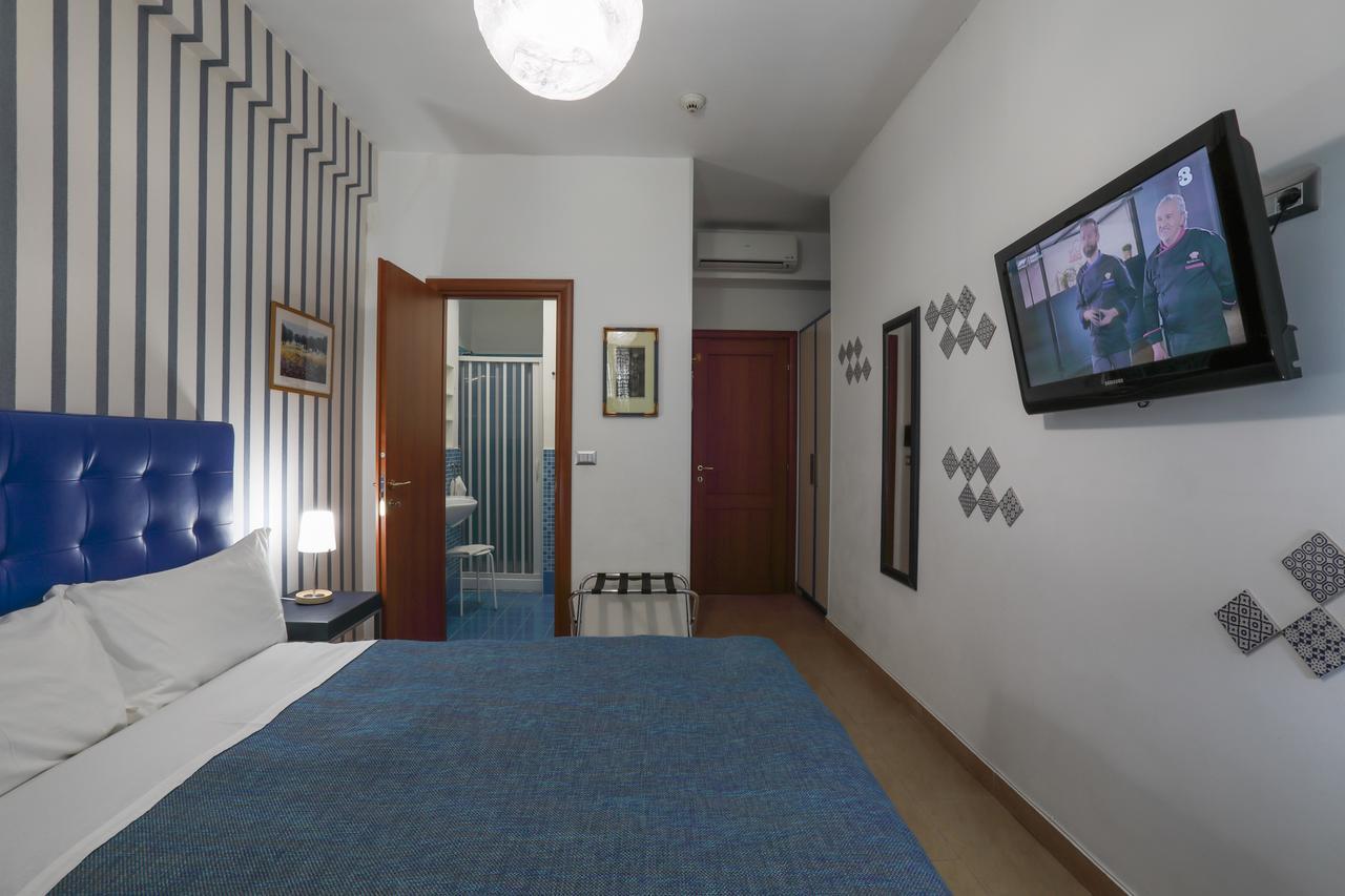 ريجّو دي كالابريا B&B Night&Day المظهر الخارجي الصورة