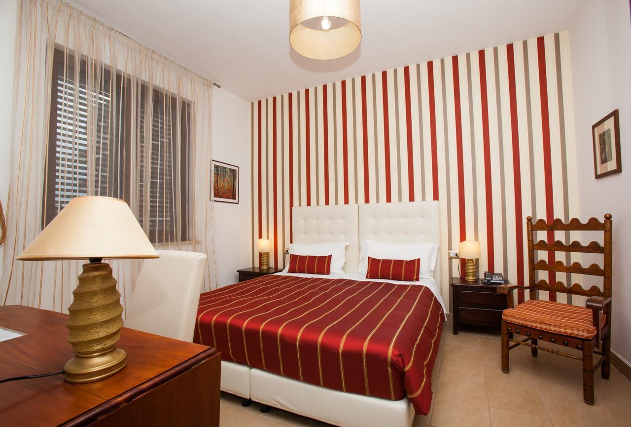 ريجّو دي كالابريا B&B Night&Day المظهر الخارجي الصورة